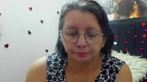 Eva online show from May 20, 7:53 pm
