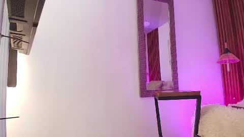 Snapshot of evagoddess_ chatting on June 18, 8:13 pm EVA GODDESS online show from June 18, 8:13 pm