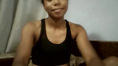 evahaldy online show from February 5, 7:24 am