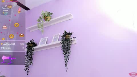 Snapshot of evahalston chatting on February 12, 5:15 am evahalston online show from February 12, 5:15 am