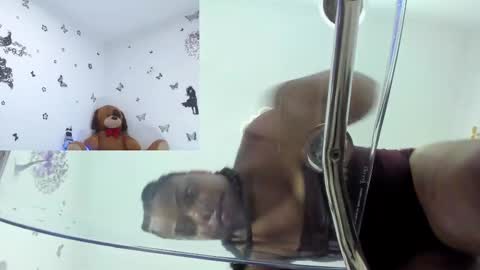 Snapshot of evahalston chatting on November 28, 12:13 am evahalston online show from November 28, 12:13 am