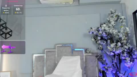 evahalston online show from May 16, 12:26 pm
