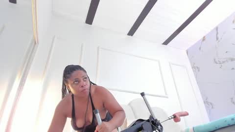 evahalston online show from May 21, 8:16 pm