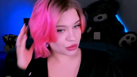 Eva online show from February 14, 9:43 pm