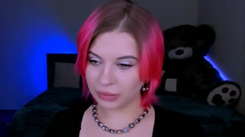 Eva online show from February 25, 6:31 pm