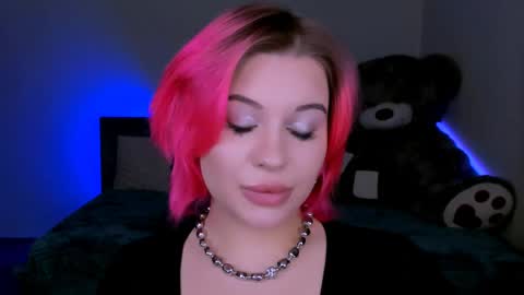 Eva online show from February 25, 9:35 pm