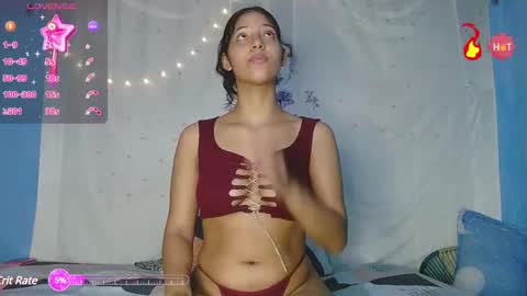 Snapshot of evaluna_horny_ chatting on January 3, 1:38 am evaluna horny  online show from January 3, 1:38 am