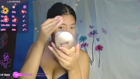 Snapshot of evaluna_horny_ chatting on January 25, 2:47 am evaluna horny  online show from January 25, 2:47 am