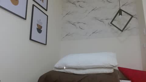 Eva Mills online show from October 30, 9:26 pm