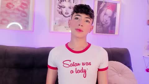 Evan voss  help me get 200 likesindependent model online show from January 7, 11:34 am