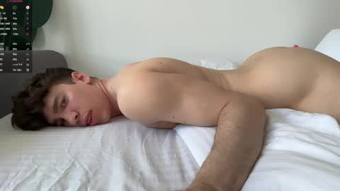 evan_white_ online show from May 19, 9:04 am