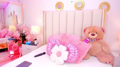 evangelin_ts online show from February 23, 2:25 pm