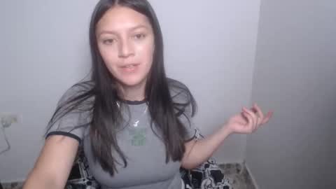 eva  online show from May 27, 2:19 am