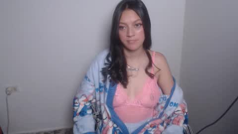eva  online show from May 29, 10:19 pm