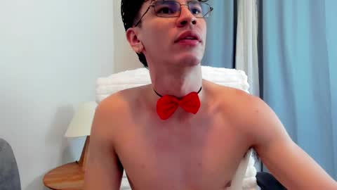 Snapshot of evans_lubov chatting on May 31, 3:58 am Evans Lubov online show from May 31, 3:58 am