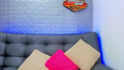 Evan and Susan online show from September 9, 4:28 pm