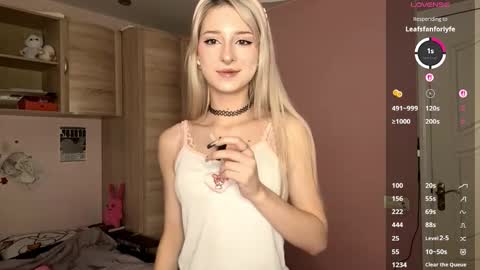 Eva online show from November 5, 7:52 am