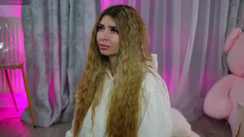 Eva online show from April 17, 11:08 pm