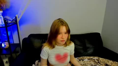 Eva online show from December 19, 7:51 pm