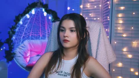 Snapshot of evathopson chatting on December 14, 1:38 pm Eva  next stream -  - 1600 UTC2000  online show from December 14, 1:38 pm