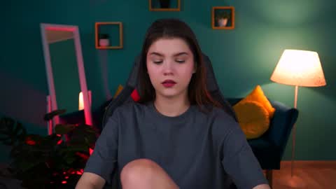 Snapshot of evathopson chatting on January 24, 11:59 am Eva  next stream -  - 1600 UTC2000  online show from January 24, 11:59 am