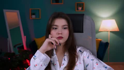 Snapshot of evathopson chatting on January 28, 12:00 pm Eva  next stream -  - 1600 UTC2000  online show from January 28, 12:00 pm