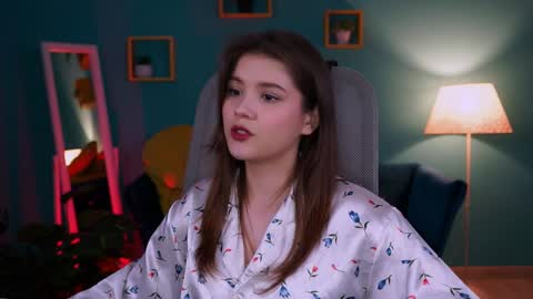 Snapshot of evathopson chatting on January 28, 5:03 pm Eva  next stream -  - 1600 UTC2000  online show from January 28, 5:03 pm