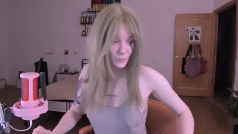      online show from November 23, 3:12 pm