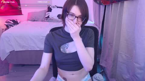 Vivi online show from February 23, 2:29 am