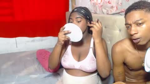 Eva And Emmanuel online show from June 19, 4:22 pm