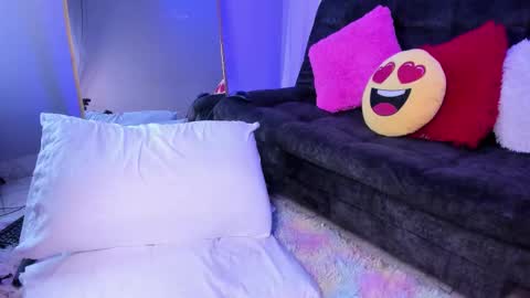 Eva Queen online show from February 12, 9:04 am