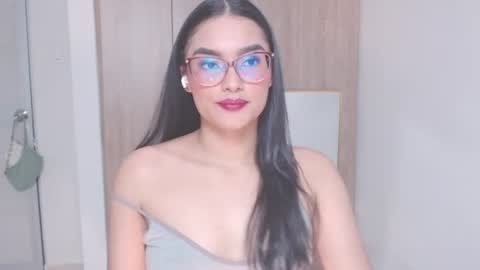 Snapshot of eve_rox18 chatting on June 29, 8:53 am Eve Rox18 online show from June 29, 8:53 am