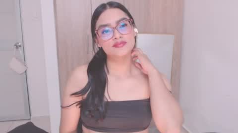 Snapshot of eve_rox18 chatting on August 3, 9:48 am Eve Rox18 online show from August 3, 9:48 am