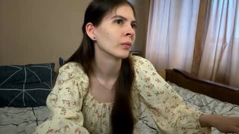 Snapshot of eveandrobert chatting on July 3, 3:18 pm EveRobert online show from July 3, 3:18 pm