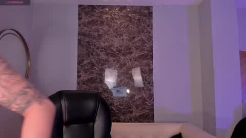 Eve  online show from October 15, 12:27 pm