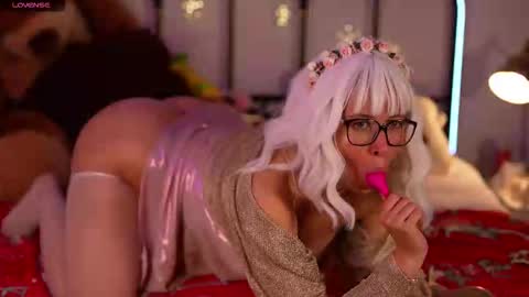 Snapshot of evechuuuus chatting on September 19, 6:41 pm Evechuuu online show from September 19, 6:41 pm