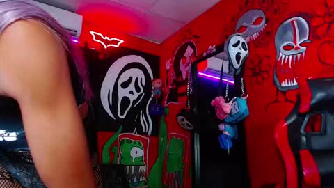 eve dark online show from March 4, 7:25 am