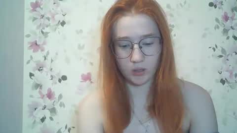 Snapshot of eveliina_shy chatting on February 4, 2:12 pm Evelina online show from February 4, 2:12 pm