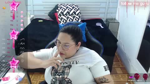 Snapshot of evelin_zaens chatting on January 26, 3:58 pm evelin zaens online show from January 26, 3:58 pm