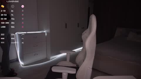 Evelina online show from October 8, 3:20 pm