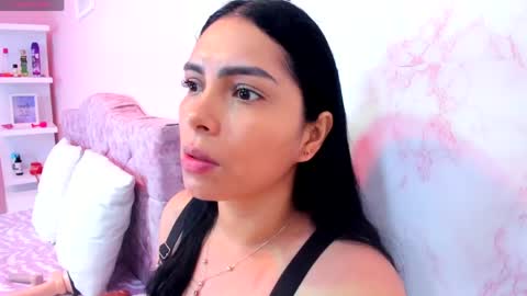 Evelinn belen online show from April 18, 11:58 am