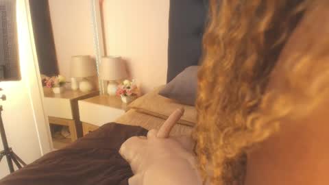 Snapshot of evelonga_707 chatting on April 28, 7:08 pm DAYANITA online show from April 28, 7:08 pm