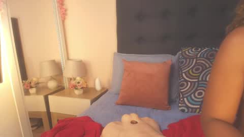 Snapshot of evelonga_707 chatting on May 4, 6:59 pm DAYANITA online show from May 4, 6:59 pm