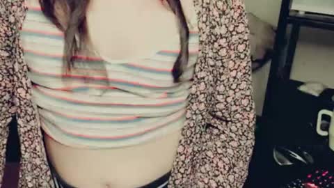 evelyn420521 online show from May 28, 7:49 am