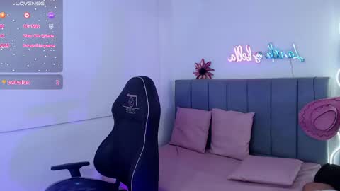 EVELYN online show from May 29, 7:56 pm