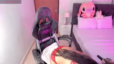 Snapshot of evelynhoward23 chatting on June 28, 8:15 pm LAURA SOFIA INDEPENDENT MODEL FOLLOW ME NOW ALMOST 10000 FOLLOWERS online show from June 28, 8:15 pm