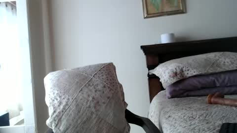 Snapshot of evelynsmithcol chatting on June 23, 7:12 pm Evelyn Smith online show from June 23, 7:12 pm