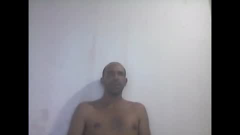 Snapshot of everaldosantos chatting on January 7, 10:19 pm everaldosantos online show from January 7, 10:19 pm