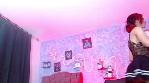 everlin__hot_ online show from February 16, 11:50 am