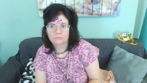 Everly online show from January 11, 11:02 am